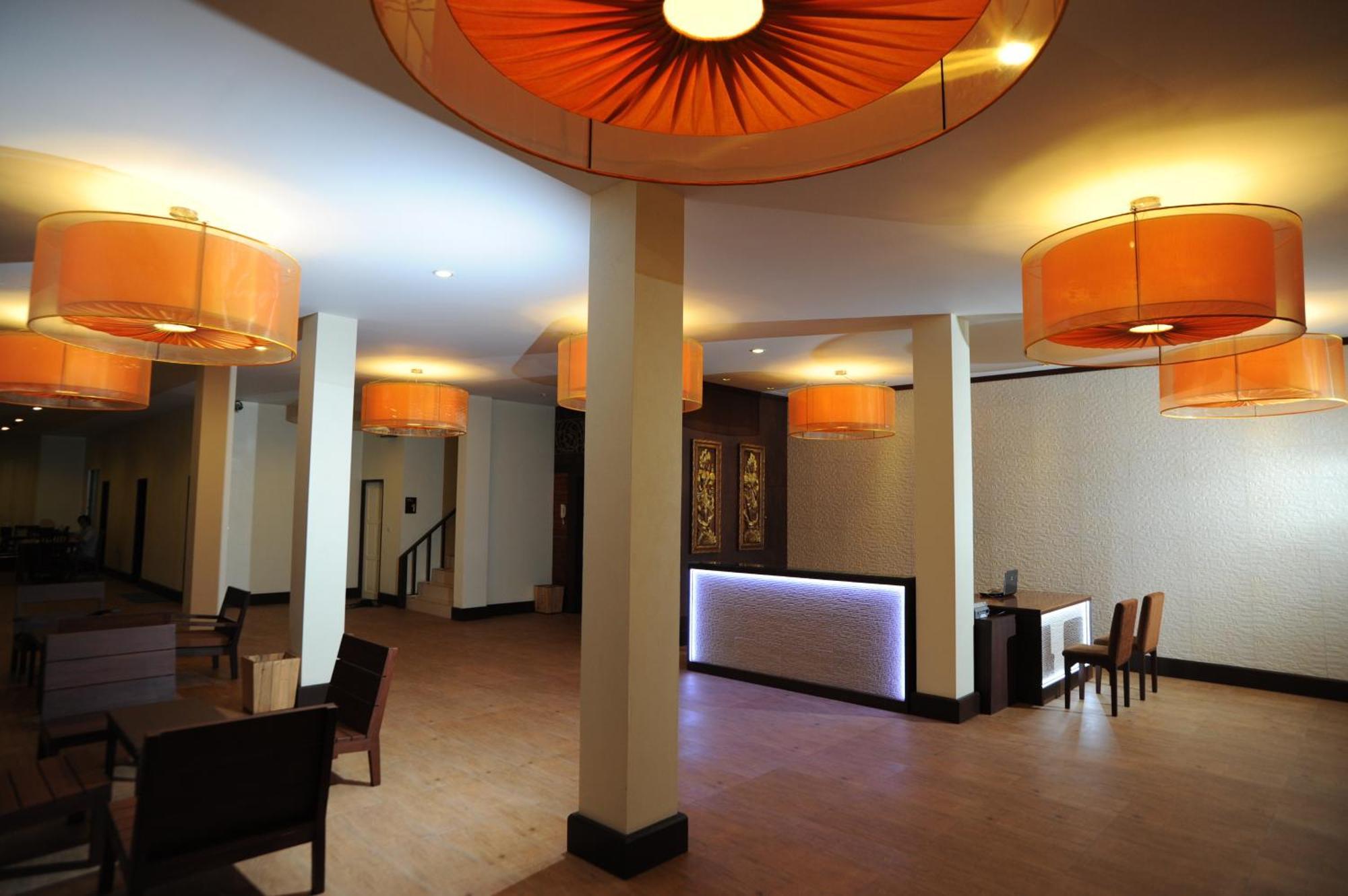 Mawin Hotel Chiang Mai Exterior photo